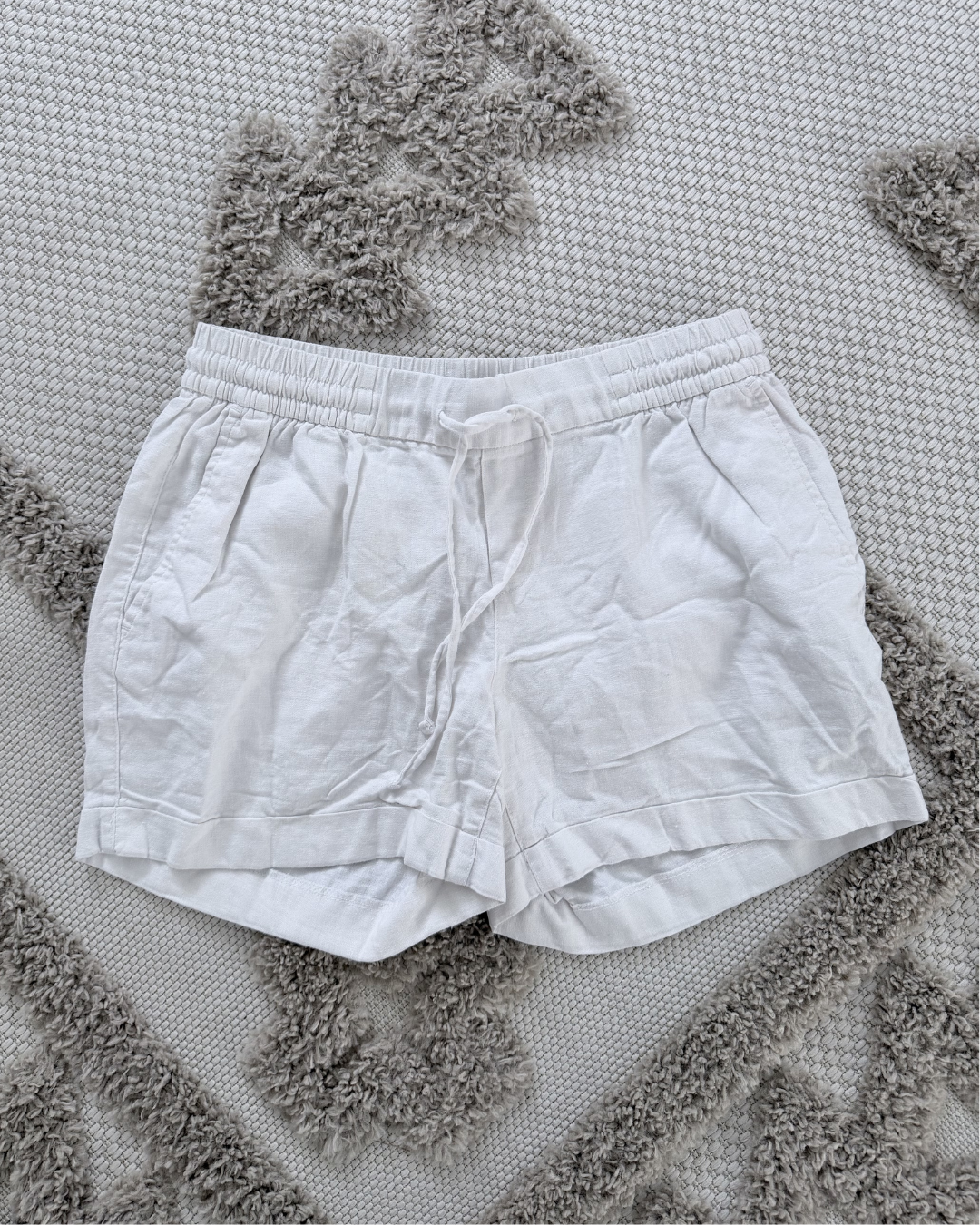 White Cotton Shorts - Size M