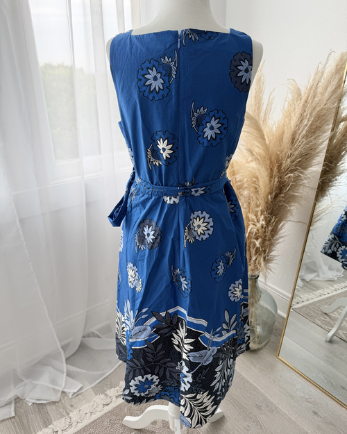 Ann Taylor Blue Floral Print Dress - Size 4 Petite