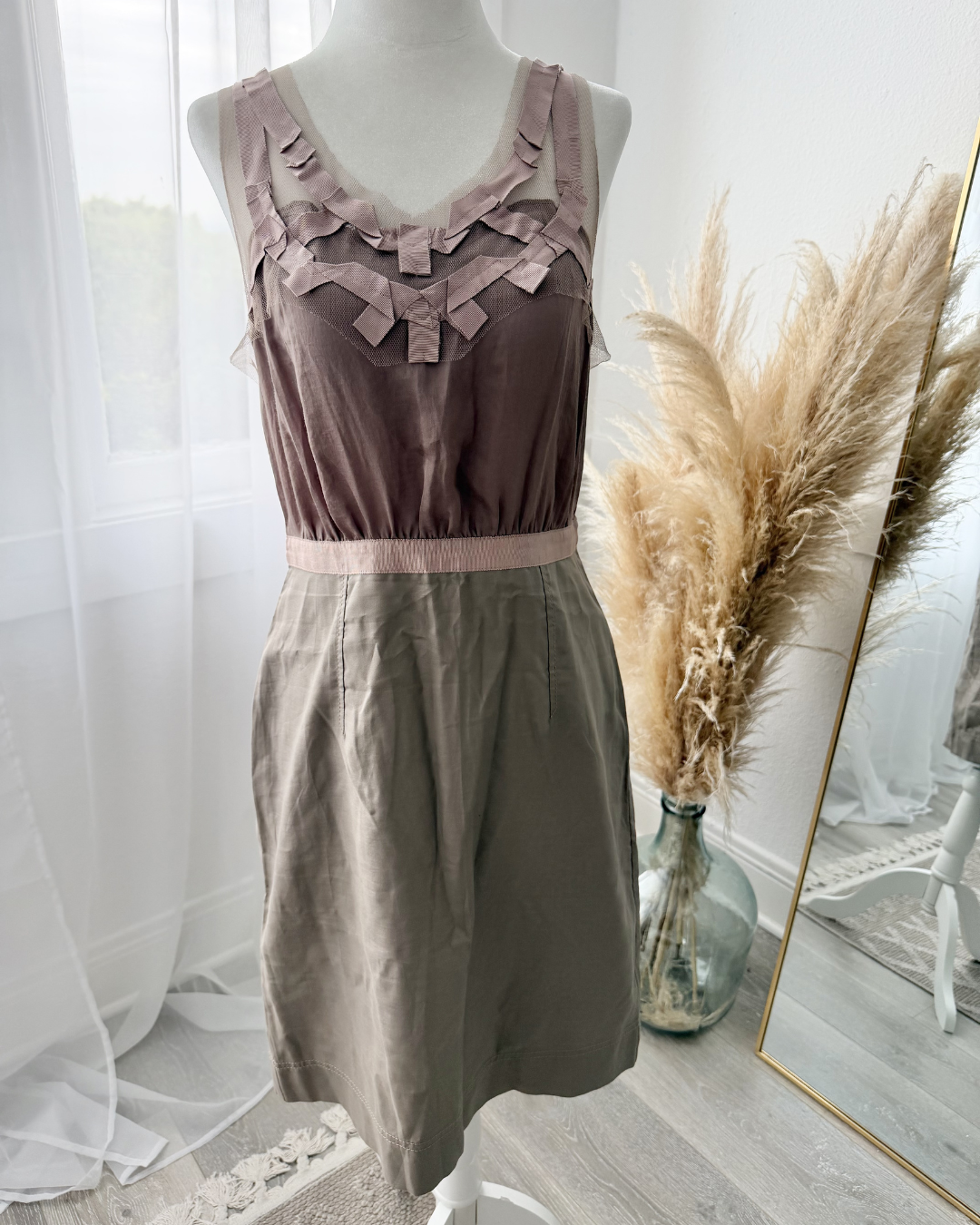 Ann Taylor Loft Taupe Dress - Size 6