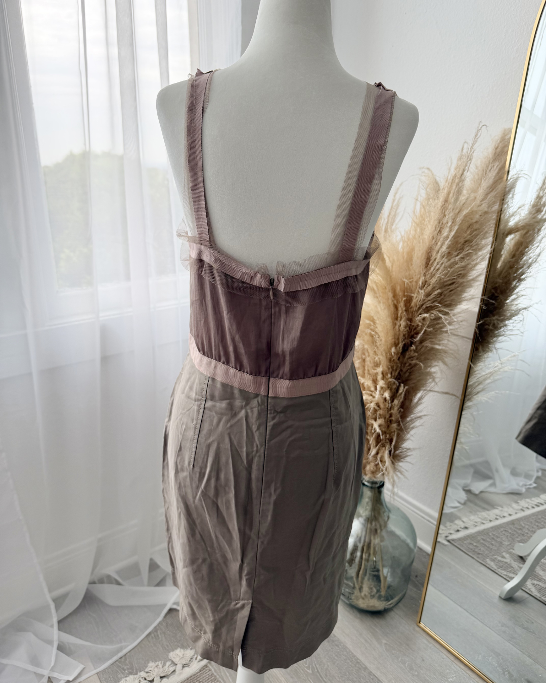 Ann Taylor Loft Taupe Dress - Size 6