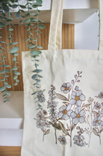 Load image into Gallery viewer, Cove Floral Tote
